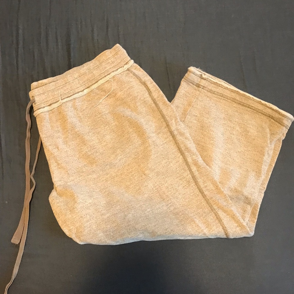 Heather Gray C&C California Capri Drawstring Sweatpants - Large